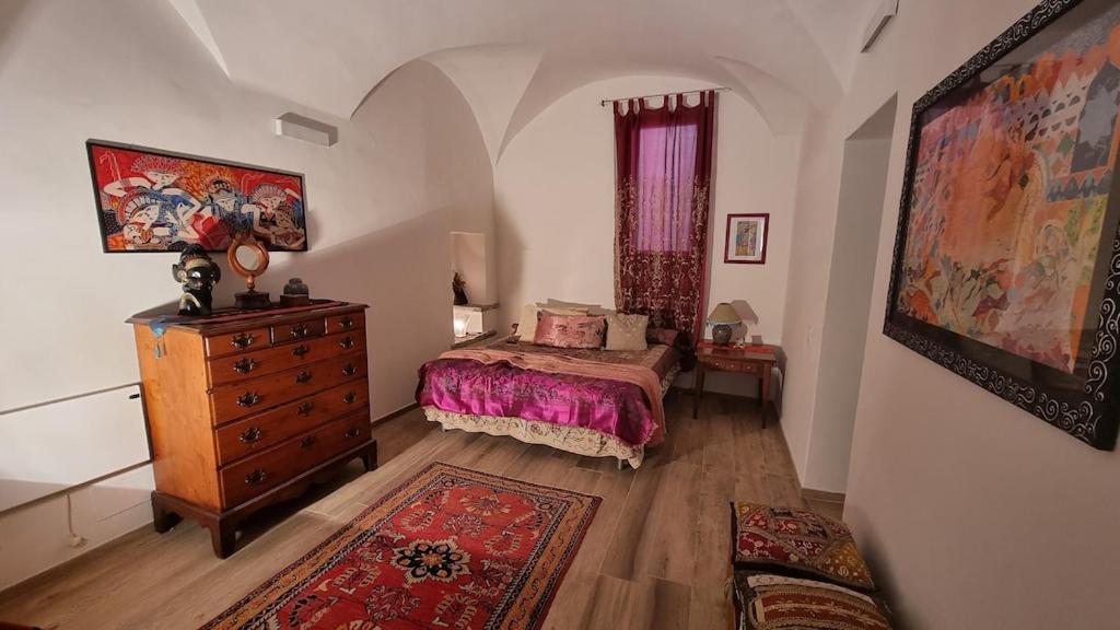 Beautifully Restored Romantic Apartment In The Centre Of Historic Dolcedo Exterior foto